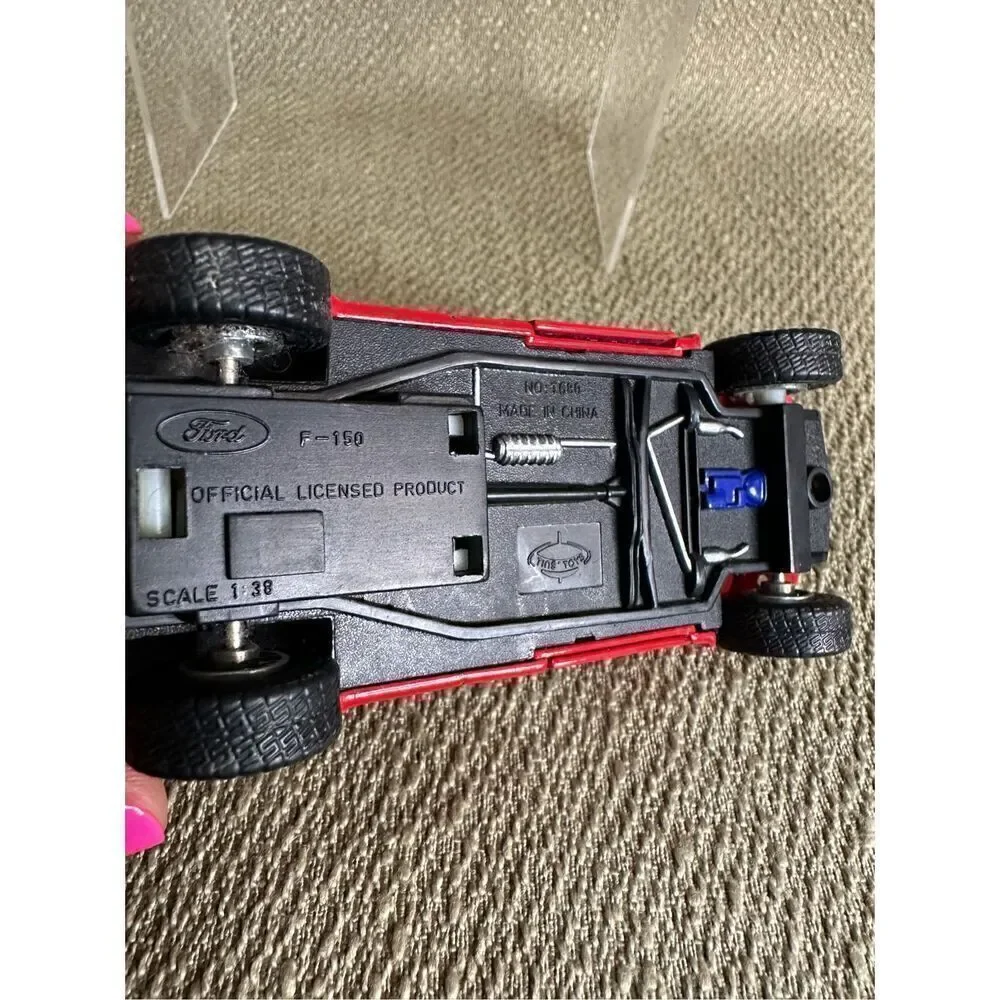 Snap On Ford F-150 Pick Up with Custom Load Die Cast 1:38 Red